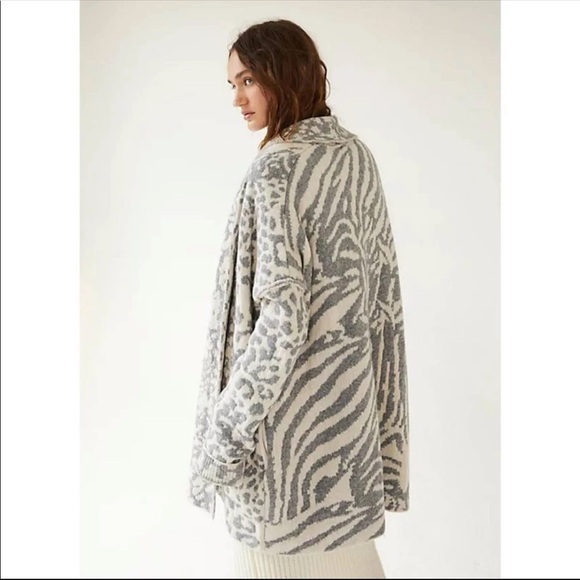 NWT Free People Easton Cardi in Pearl Grey combo Size Large Cardigan coat - Picture 1 of 16